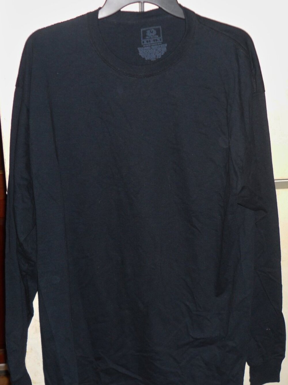 Long Sleeve black pullover shirt like new size XL